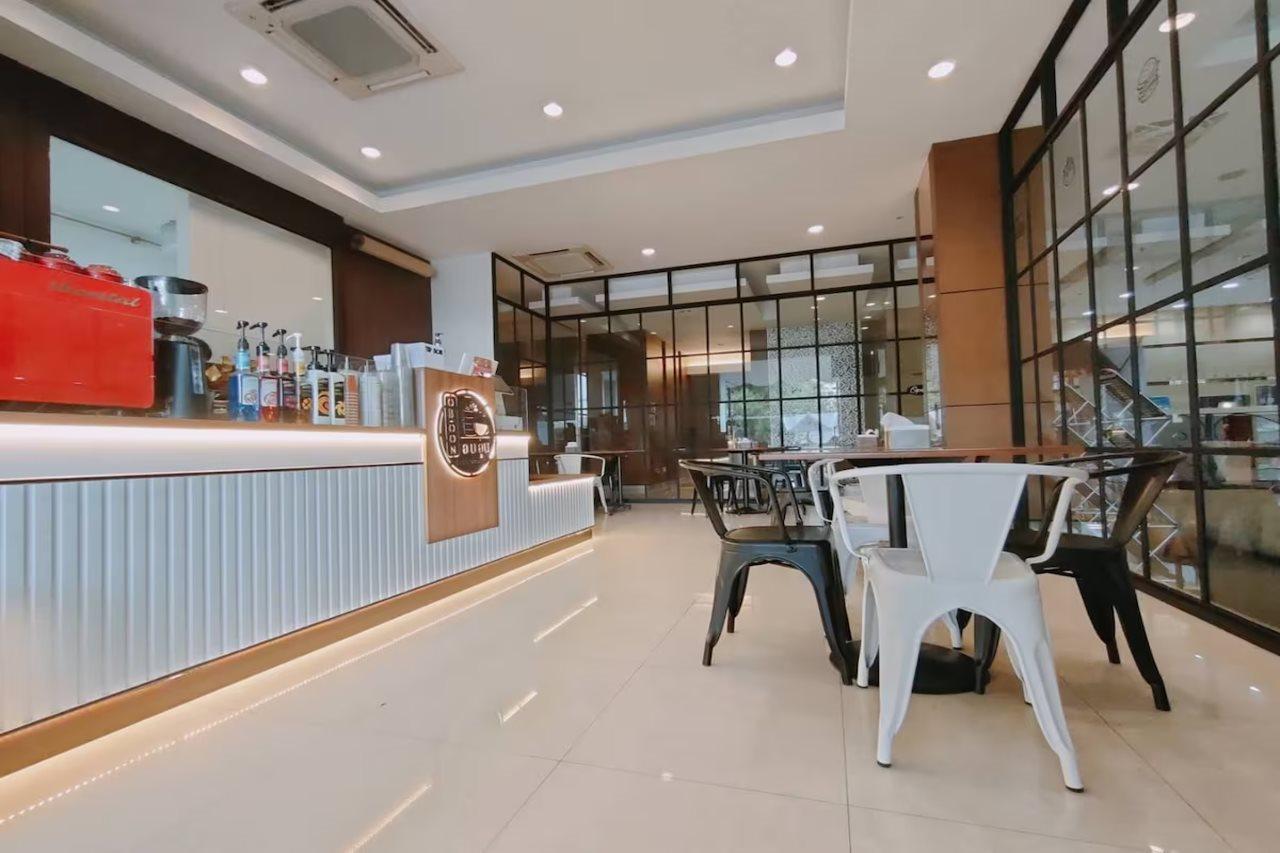 At115 By Rompo Mansion Hotel Bangkok Exterior photo