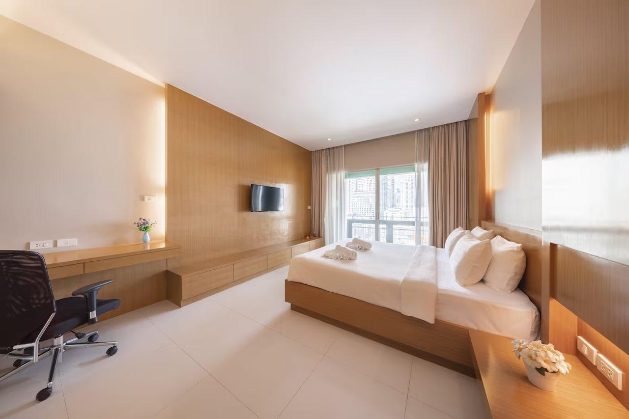 At115 By Rompo Mansion Hotel Bangkok Exterior photo